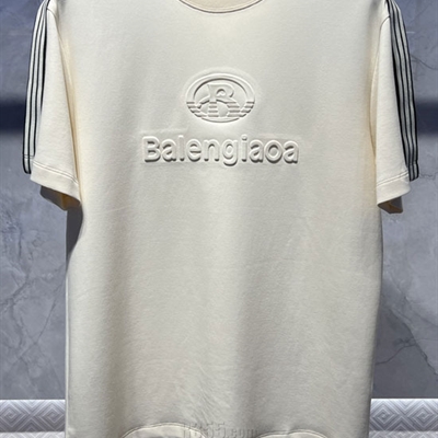 市场上装-T恤-欧货T恤