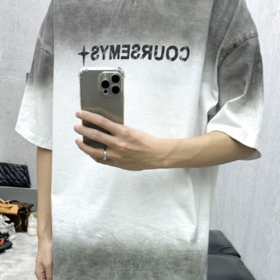 市场上装-T恤-电商T恤