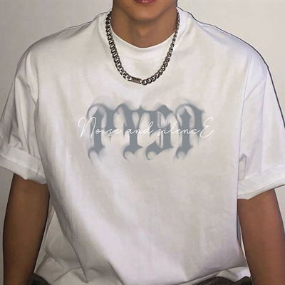 市场上装-T恤-电商T恤