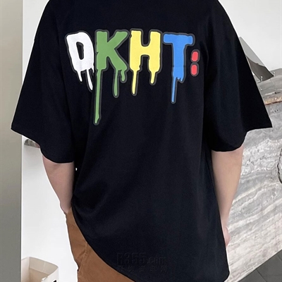 市场上装-T恤-电商T恤