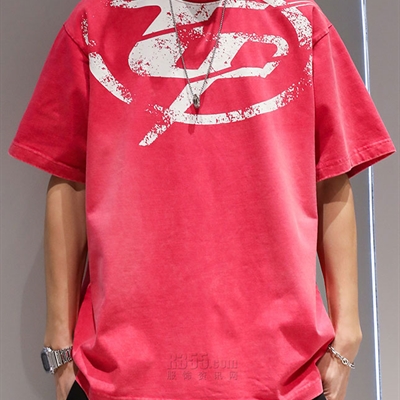 市场上装-T恤-电商T恤