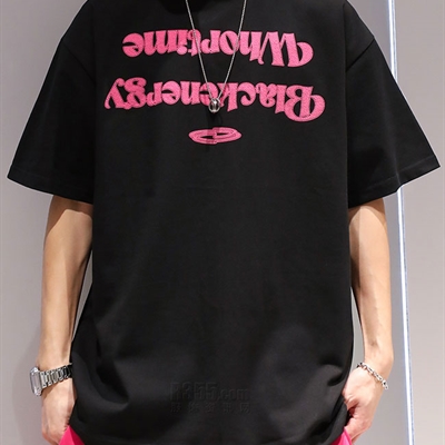 市场上装-T恤-电商T恤