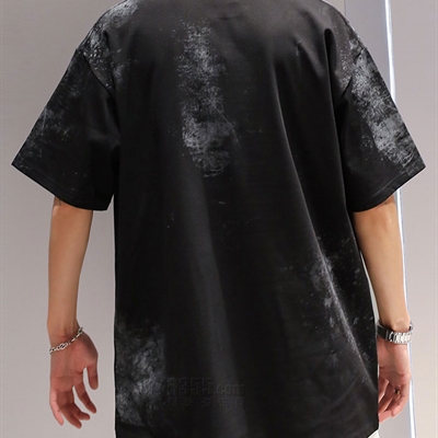 市场上装-T恤-电商T恤