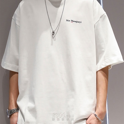 市场上装-T恤-电商T恤