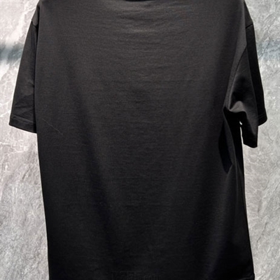 市场上装-T恤-欧货T恤