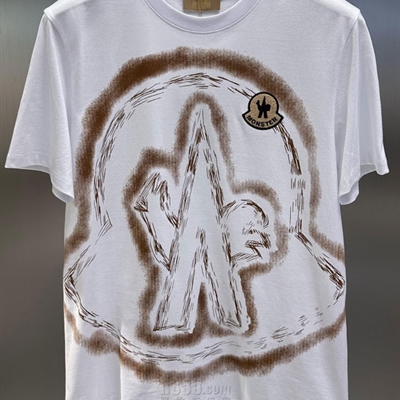 市场上装-T恤-欧货T恤