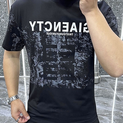 市场上装-T恤-欧货T恤