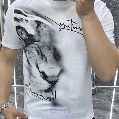 市场上装-T恤-欧货T恤