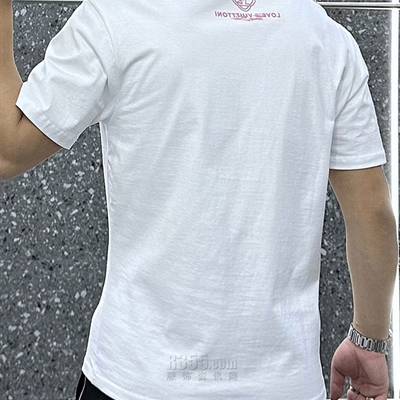 市场上装-T恤-欧货T恤