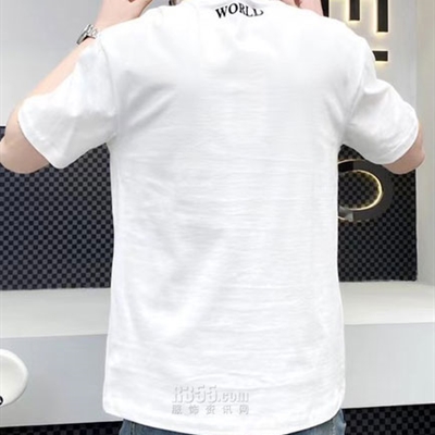 市场上装-T恤-欧货T恤