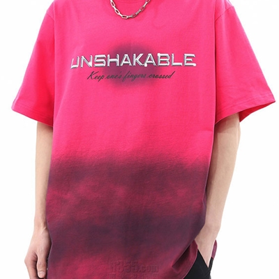 市场上装-T恤-电商T恤