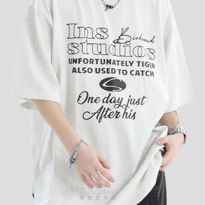 市场上装-T恤-电商T恤