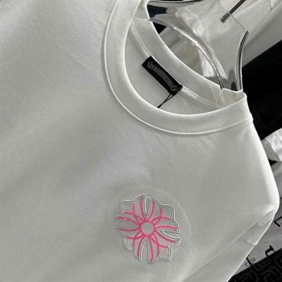 市场上装-T恤-欧货T恤