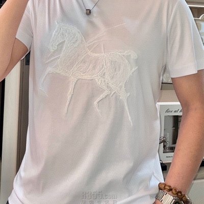 市场上装-T恤-欧货T恤