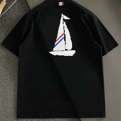 市场上装-T恤-欧货T恤