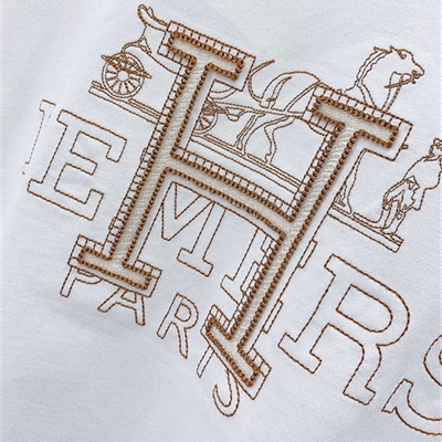 市场上装-T恤-欧货T恤