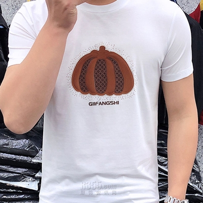 市场上装-T恤-欧货T恤