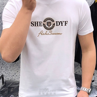 市场上装-T恤-欧货T恤