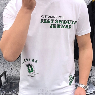 市场上装-T恤-欧货T恤