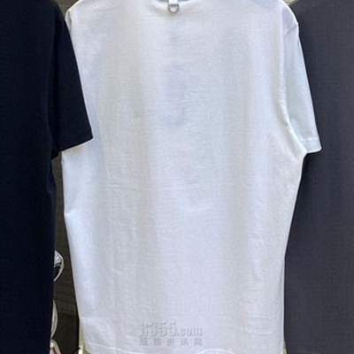 市场上装-T恤-欧货T恤