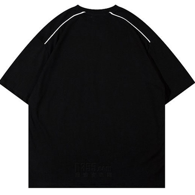 市场上装-T恤-电商T恤