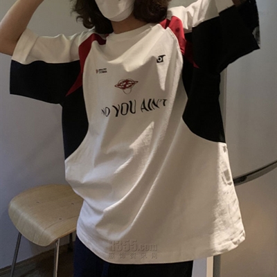 市场上装-T恤-电商T恤