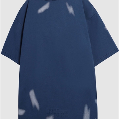 市场上装-T恤-电商T恤