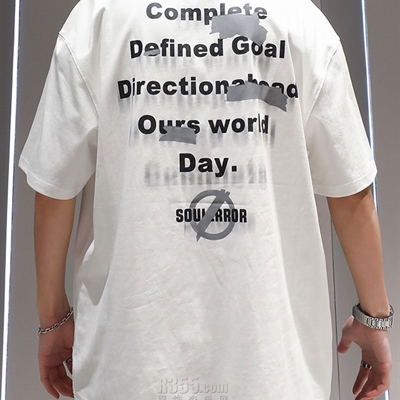 市场上装-T恤-电商T恤