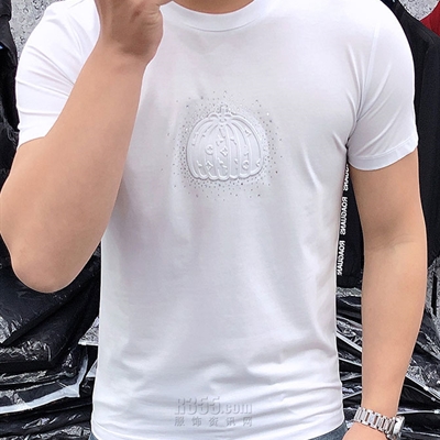 市场上装-T恤-欧货T恤