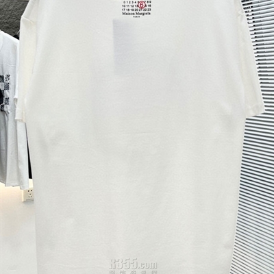市场上装-T恤-欧货T恤