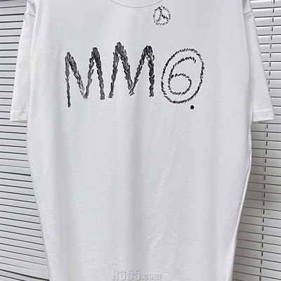 市场上装-T恤-欧货T恤