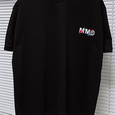 市场上装-T恤-欧货T恤