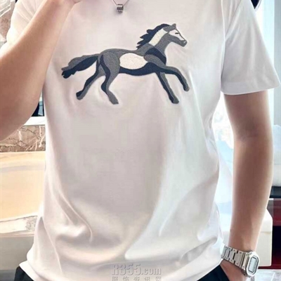 市场上装-T恤-欧货T恤