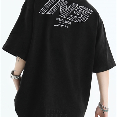 市场上装-T恤-电商T恤