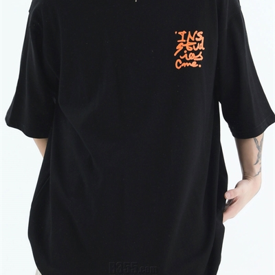 市场上装-T恤-电商T恤