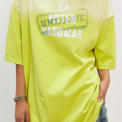 市场上装-T恤-电商T恤