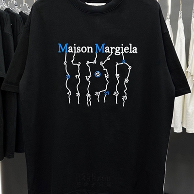 市场上装-T恤-欧货T恤