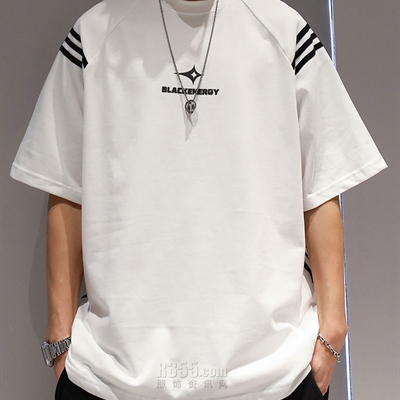 市场上装-T恤-电商T恤