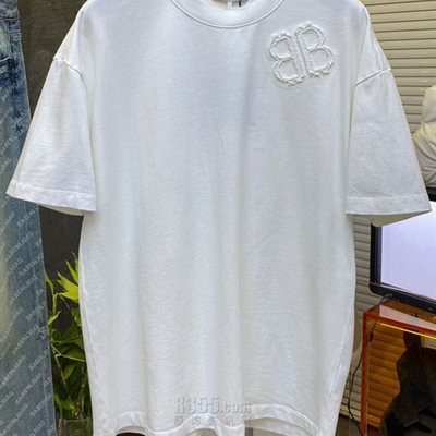 市场上装-T恤-欧货T恤