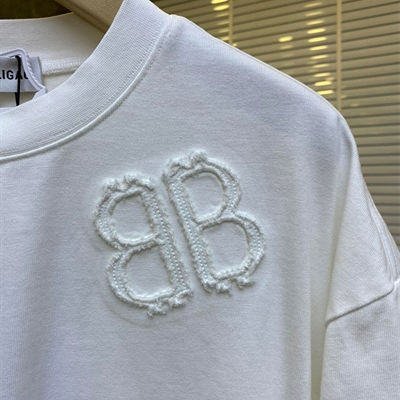 市场上装-T恤-欧货T恤