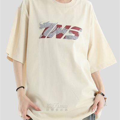 市场上装-T恤-电商T恤