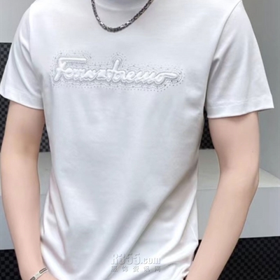 市场上装-T恤-欧货T恤