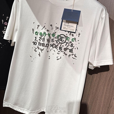 市场上装-T恤-欧货T恤