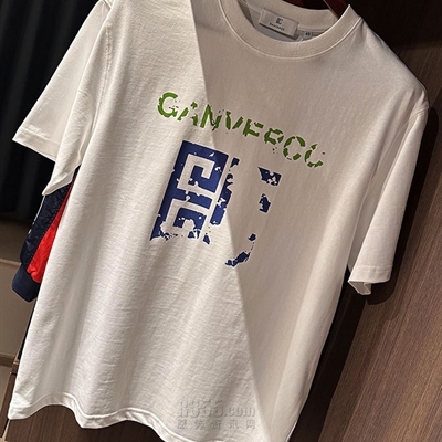 市场上装-T恤-欧货T恤