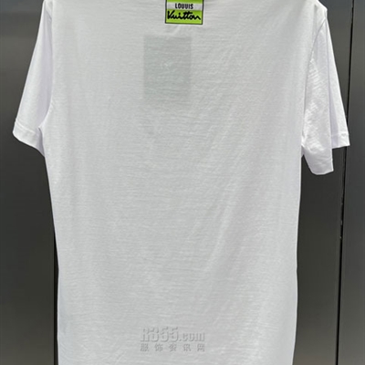 市场上装-T恤-欧货T恤