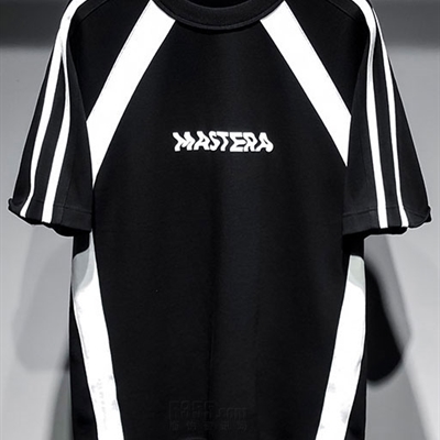 市场上装-T恤-电商T恤