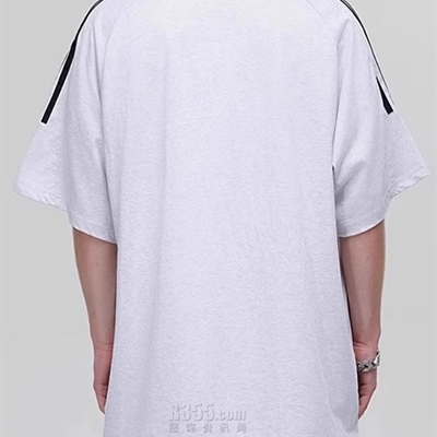 市场上装-T恤-电商T恤