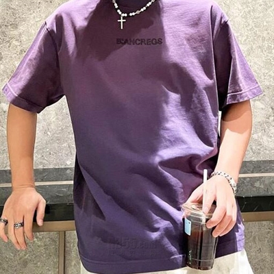 市场上装-T恤-电商T恤