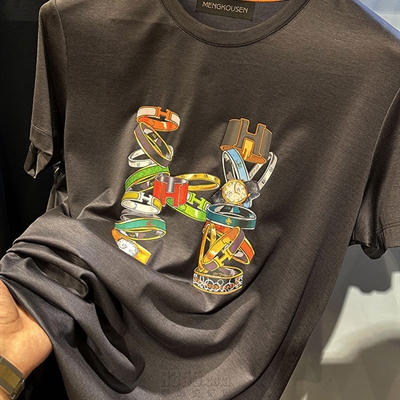 市场上装-T恤-欧货T恤