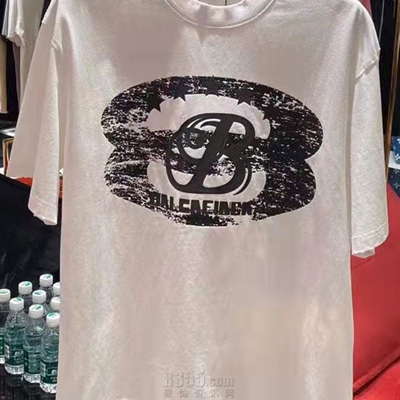 市场上装-T恤-欧货T恤